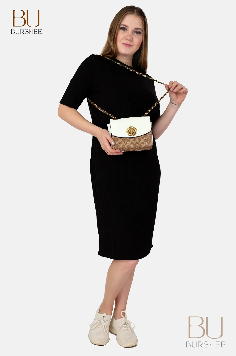 C O A C H chain crossbody