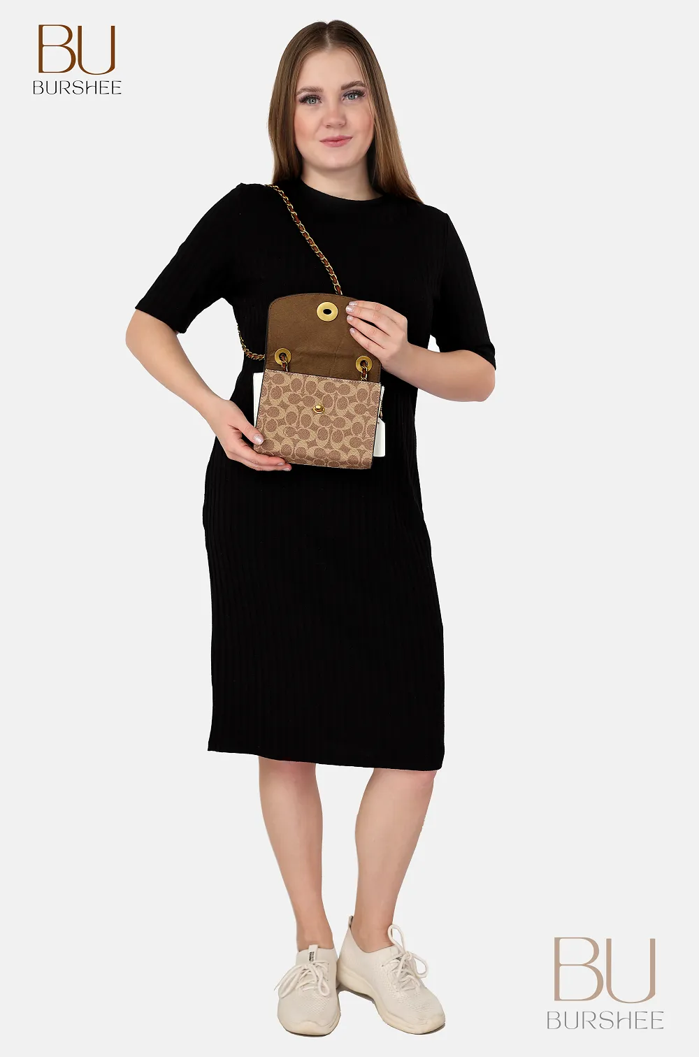 C O A C H chain crossbody