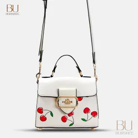 C O A C H crossbody CLASSIC SHAPE