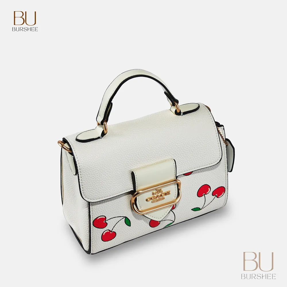 C O A C H crossbody CLASSIC SHAPE